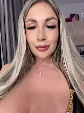 amiraroshen live sex cam
