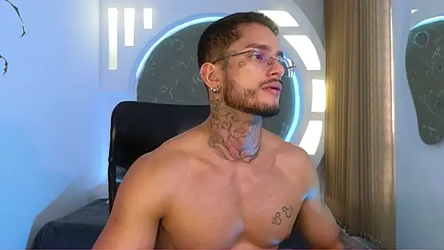 Alanrodgers live sex cam