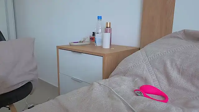 Lolykush's cam snapshot