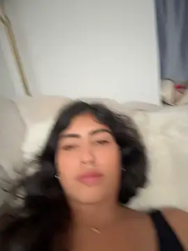 Gaby_zahir_'s cam snapshot