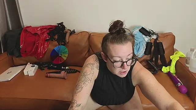 JadeStarUK live sex cam