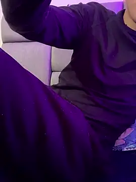 NaytonFreeman's cam snapshot