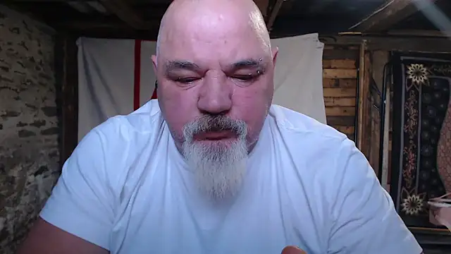 Newfiesausage1972 live sex cam