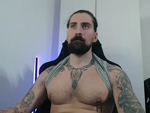 MateoHunk live sex cam