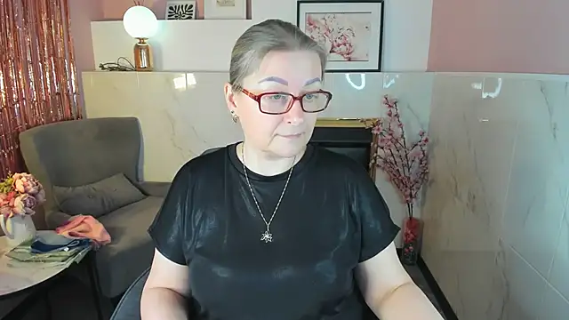 AlexandraKind's cam snapshot