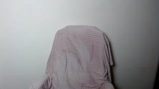 LiaSeass_'s cam snapshot