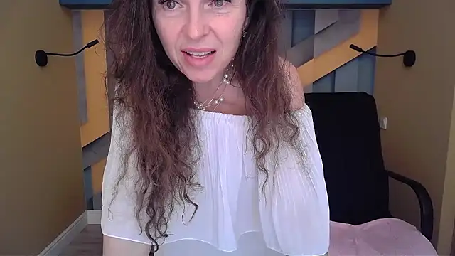 EllaLong's cam snapshot