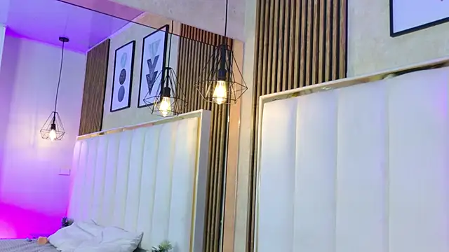 KarinaJones__'s cam snapshot