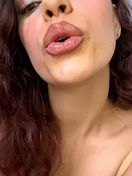 ChloeJMRae's cam snapshot