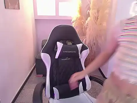 melodyy_as's cam snapshot