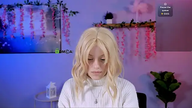 mia_starrr_'s cam snapshot