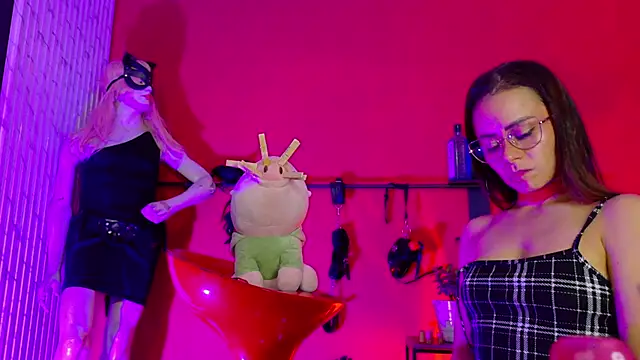 MistressSlut1's cam snapshot