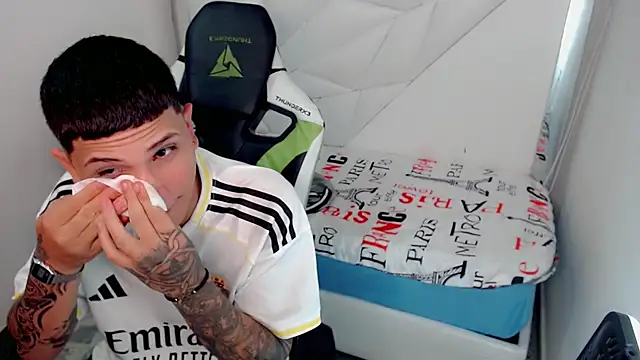 Brayan_lopezz live sex cam