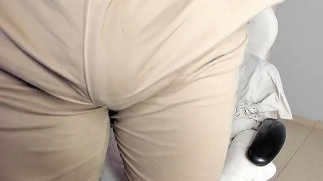 Lucii_fer_ live sex cam