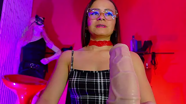 MistressSlut1's cam snapshot