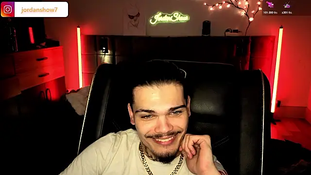 JordanShow live sex cam