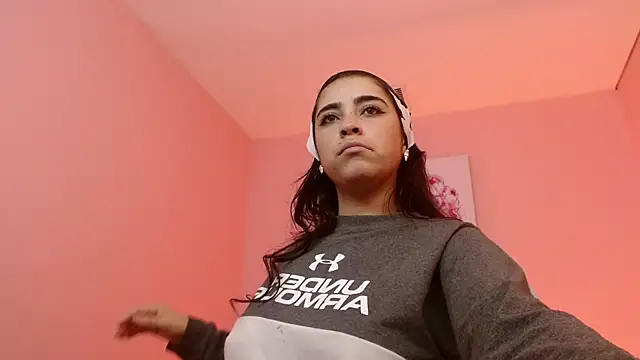 Adri_gomez_x's cam snapshot