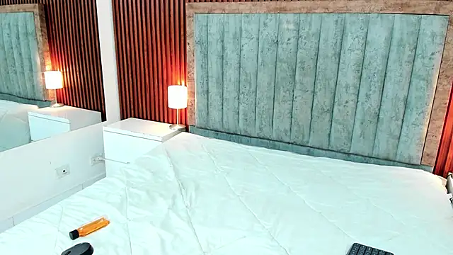 Arianaa_Cooper_'s cam snapshot