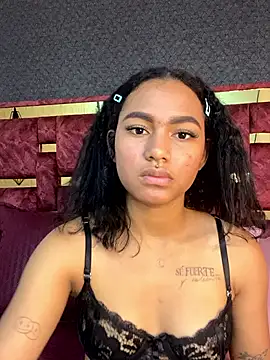 Tatianapink18's cam snapshot