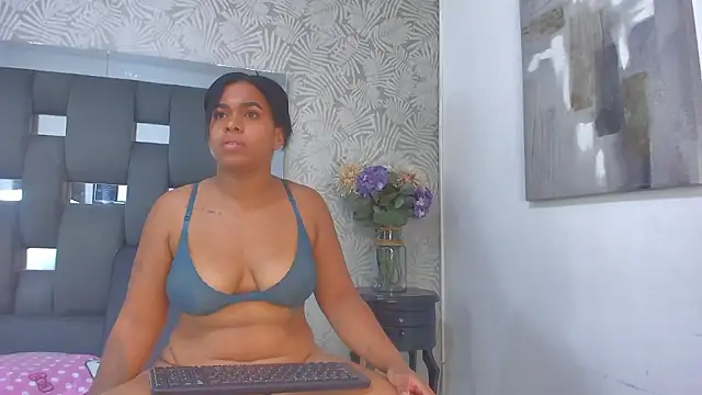 Butterflyyxxx's cam snapshot