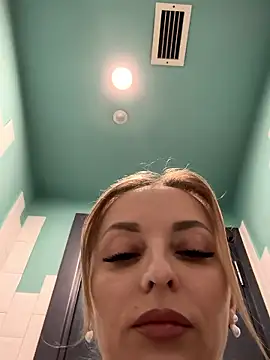 VikaBunny1's cam snapshot