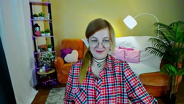 YourUniverser's cam snapshot