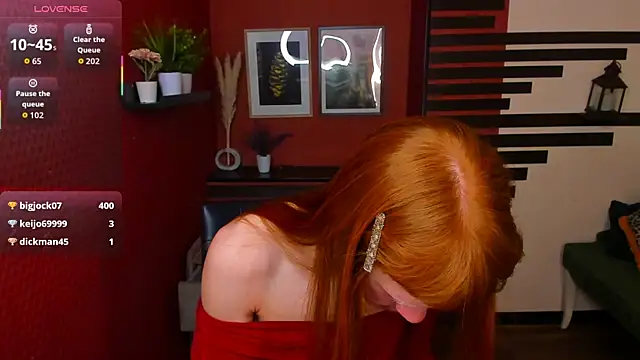 ChloeValentinee's cam snapshot