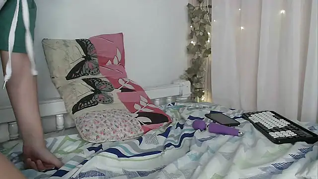 lunahototinparis18 live sex cam