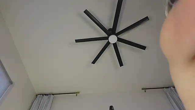 Taylorlove303 live sex cam