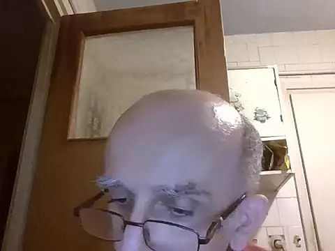 mariusica1@xh live sex cam