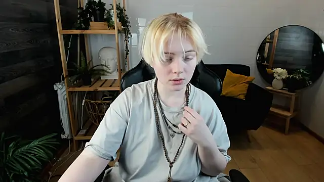 KellyKik's cam snapshot