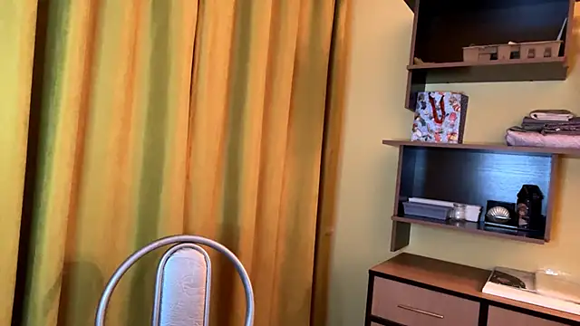 KateWhisp's cam snapshot