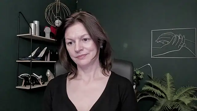 VivianWILD's cam snapshot