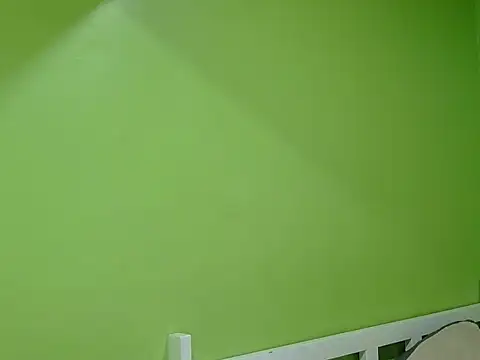 Urfucking_khloe1 live sex cam