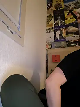 Fifi83Bell's cam snapshot