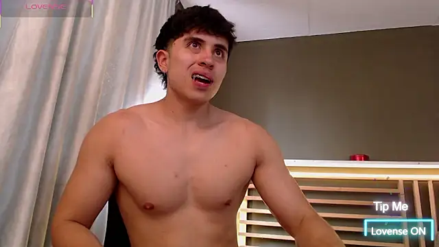 PaulEvens live sex cam