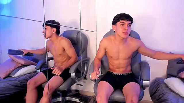 _TaylorBlack live sex cam