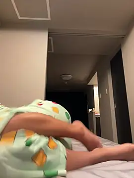 BADBITCHISAKI live sex cam