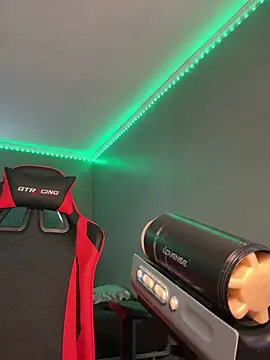 Festivitiesking1 live sex cam