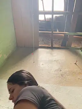 Luciaparker03 live sex cam