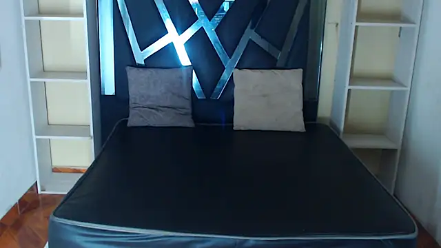 Caliche_1's cam snapshot