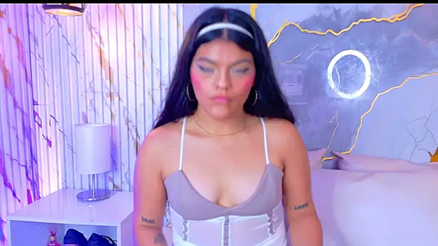 NIKIBUNNY's cam snapshot