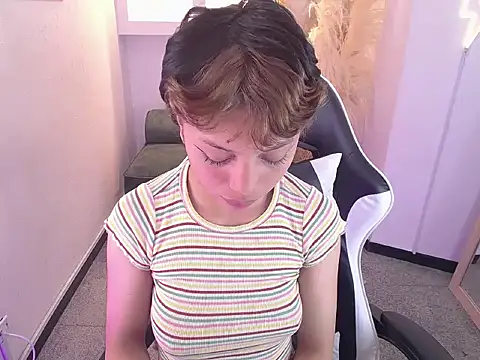 melodyy_as's cam snapshot