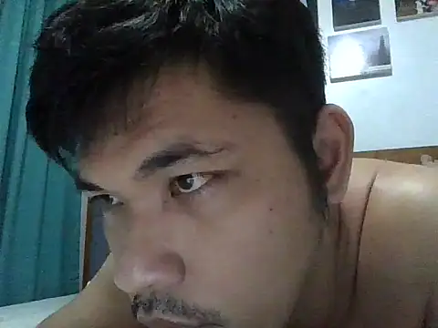 LuggingLeanness live sex cam