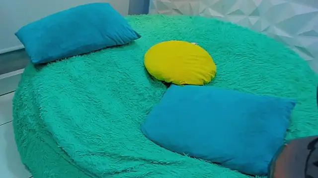 sweet_angeel_01's cam snapshot