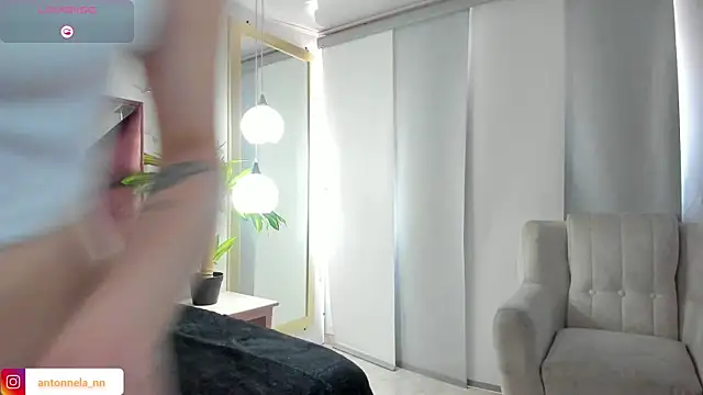 _Antonnela_ live sex cam