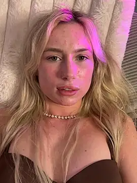 SexySaraxxoo live sex cam