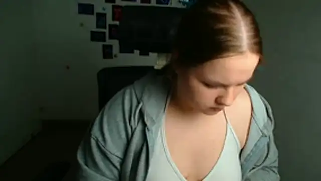 Kitty_Mia_Kitty's cam snapshot