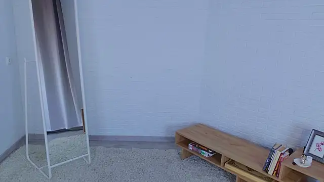 Kim_Redd's cam snapshot