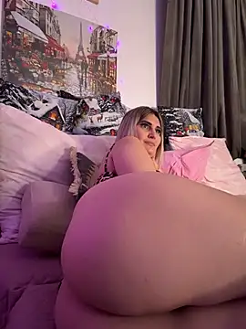 EvelynFrances live sex cam